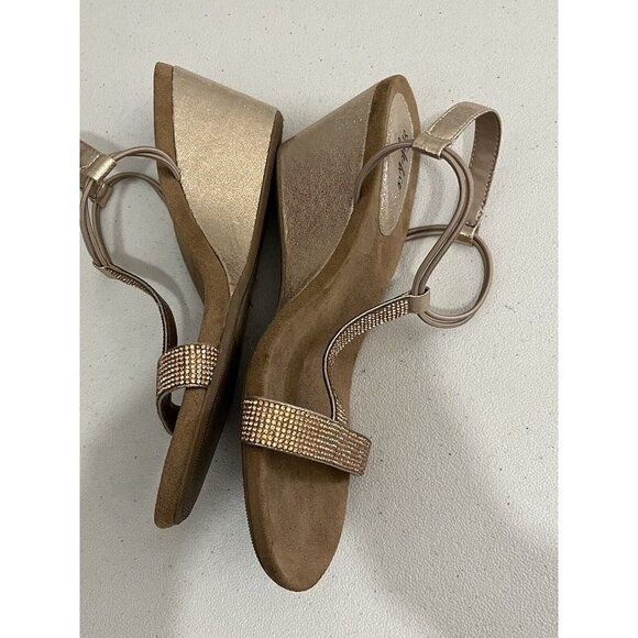 Style And Company Mulan Gold Wedge Sandals Women 9.5 Embellished - Picture 4 of 7